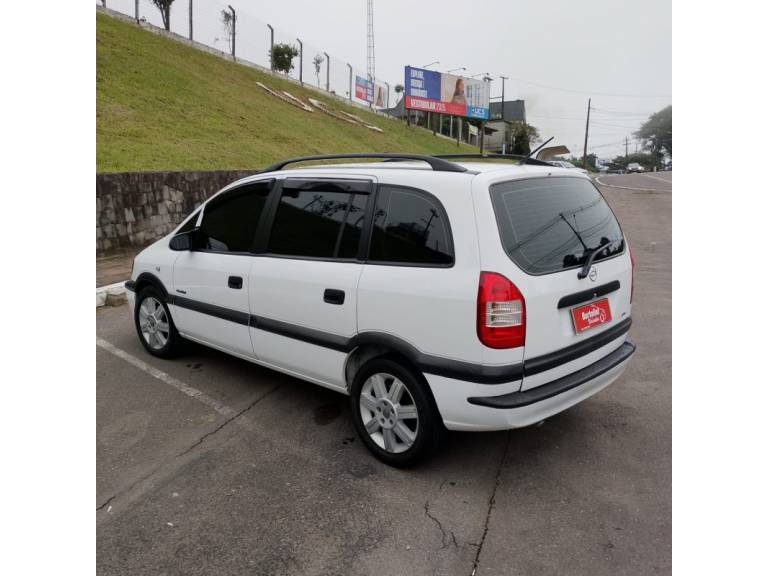 CHEVROLET - ZAFIRA - 2005/2005 - Branca - R$ 28.000,00