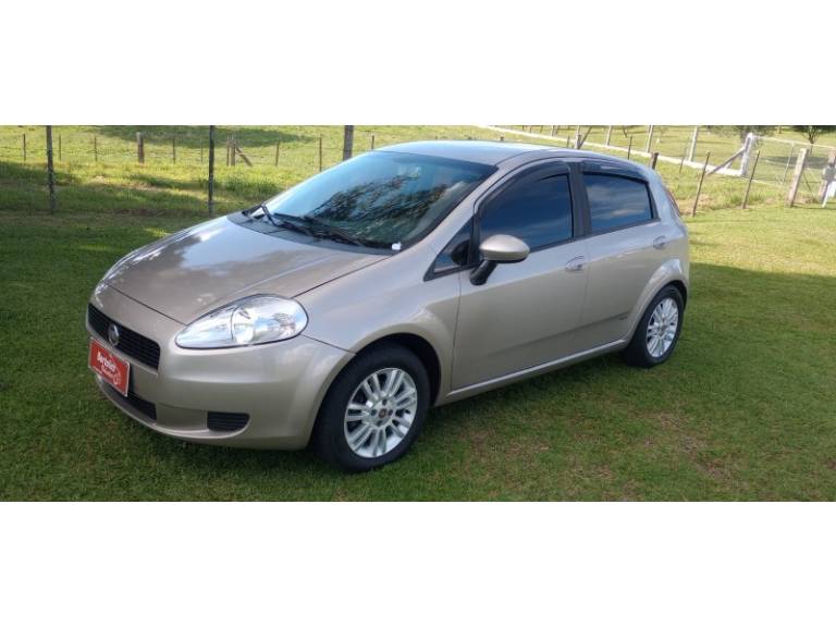 FIAT - PUNTO - 2011/2011 - Bege - R$ 33.000,00
