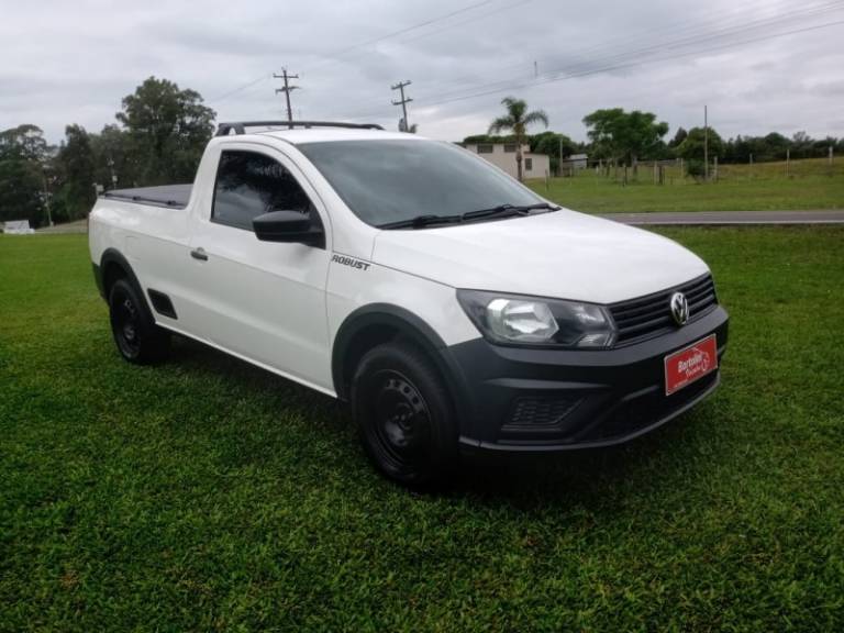 VOLKSWAGEN - SAVEIRO - 2020/2021 - Branca - R$ 62.000,00
