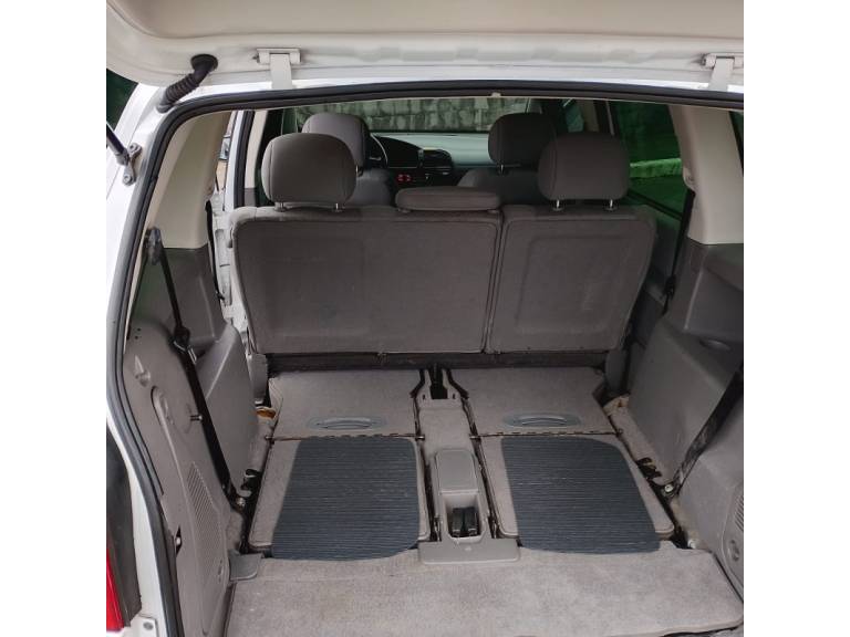 CHEVROLET - ZAFIRA - 2005/2005 - Branca - R$ 28.000,00